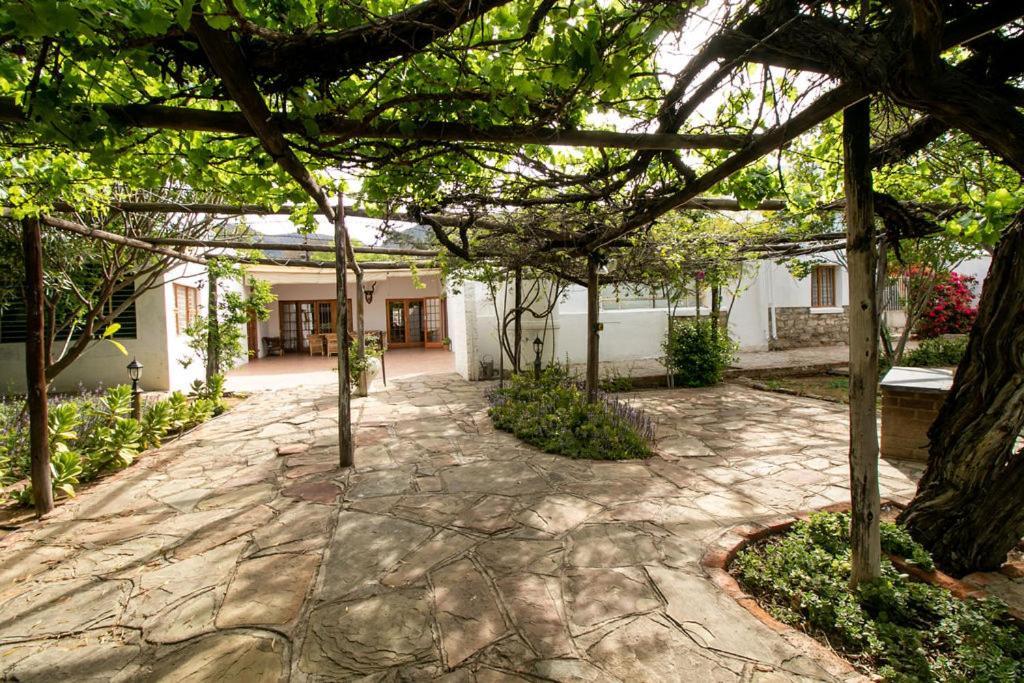 Вилла The Townhouse Храфф-Рейнет Экстерьер фото